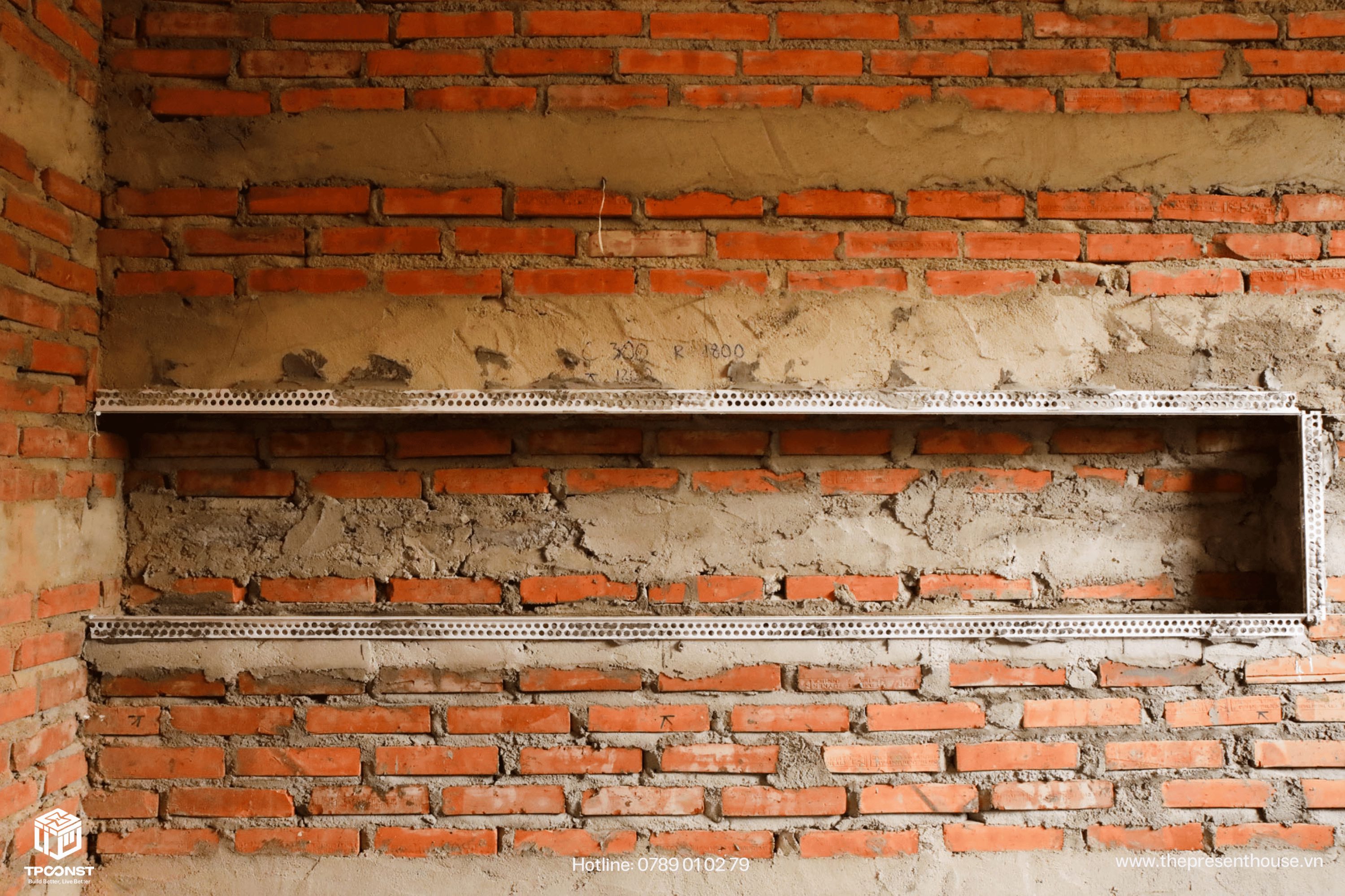 khoá ô cửa bằng bê tông cốt thép và giằng tường bê tông đều là những tiêu chuẩn xây dựng cao cấp mà TPConst áp dụng 4